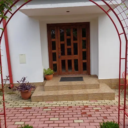 Casa Munteanu Gazde/Camere de închiriat