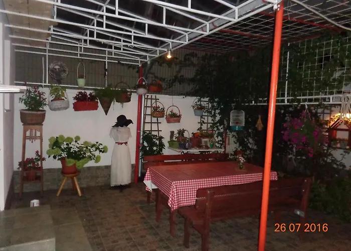 Casa Munteanu אפורי נורד