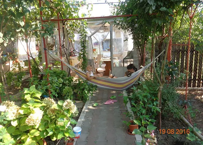 Casa Munteanu * Эфорие Норд